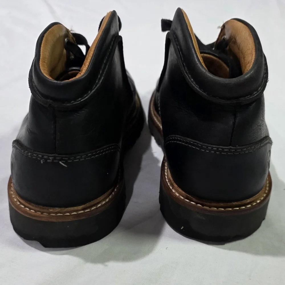 boston boot co iconic chukka